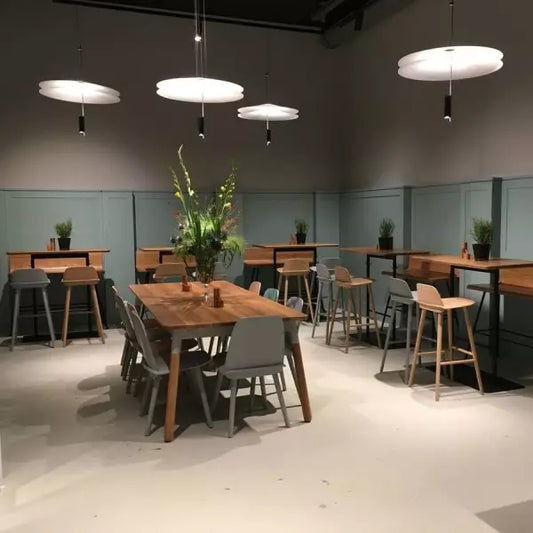 Lámpara colgante escultórica de múltiples capas