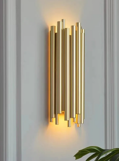Lámpara de pared moderna de tubo de latón
