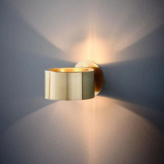 Aplique de pared de metal minimalista Kelvora