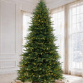 Árbol de Navidad Skovra Classic de PE/PVC de 12 pies con iluminación incorporada