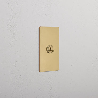 Interruptor de palanca bipolar de latón minimalista Tavrelo