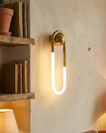 Lámpara de pared ovalada con tubo acrílico
