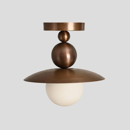 Lámpara semiplafón de latón con esfera de estilo mid-century Seravin