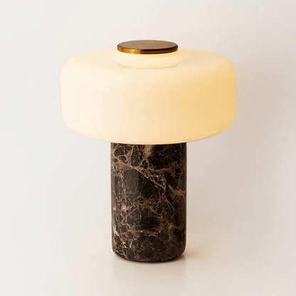 Lámpara de mesa nórdica de mármol Wintero