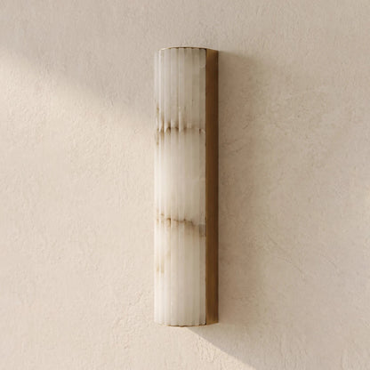 Lámpara de pared de alabastro acanalado minimalista Rivenna