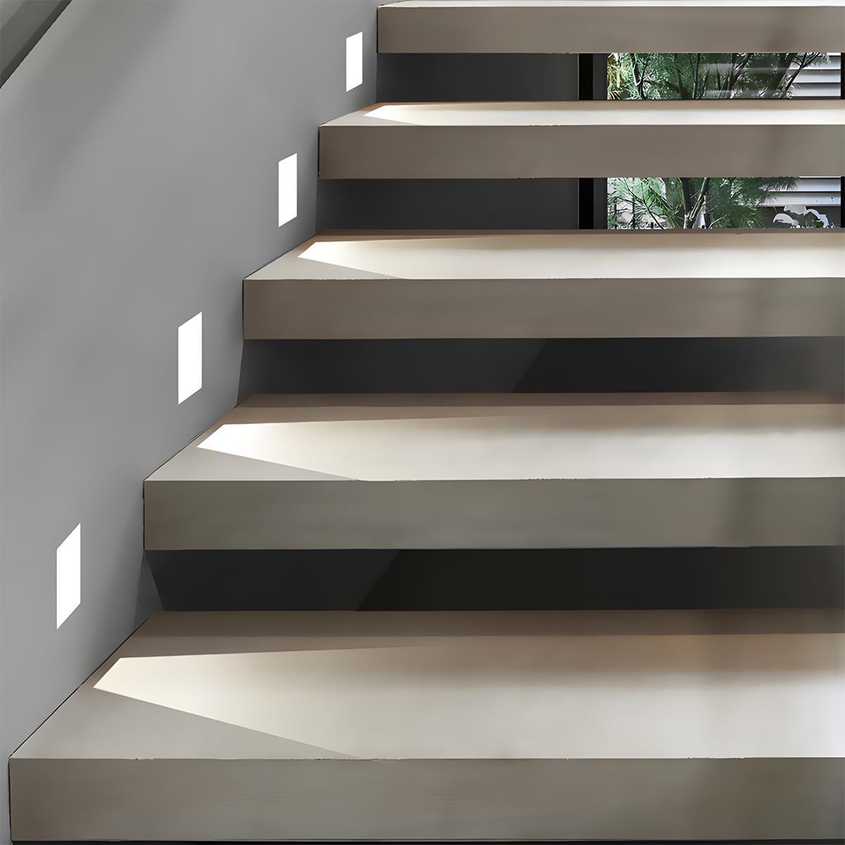 Luz empotrada minimalista de aluminio para escaleras Nichelle