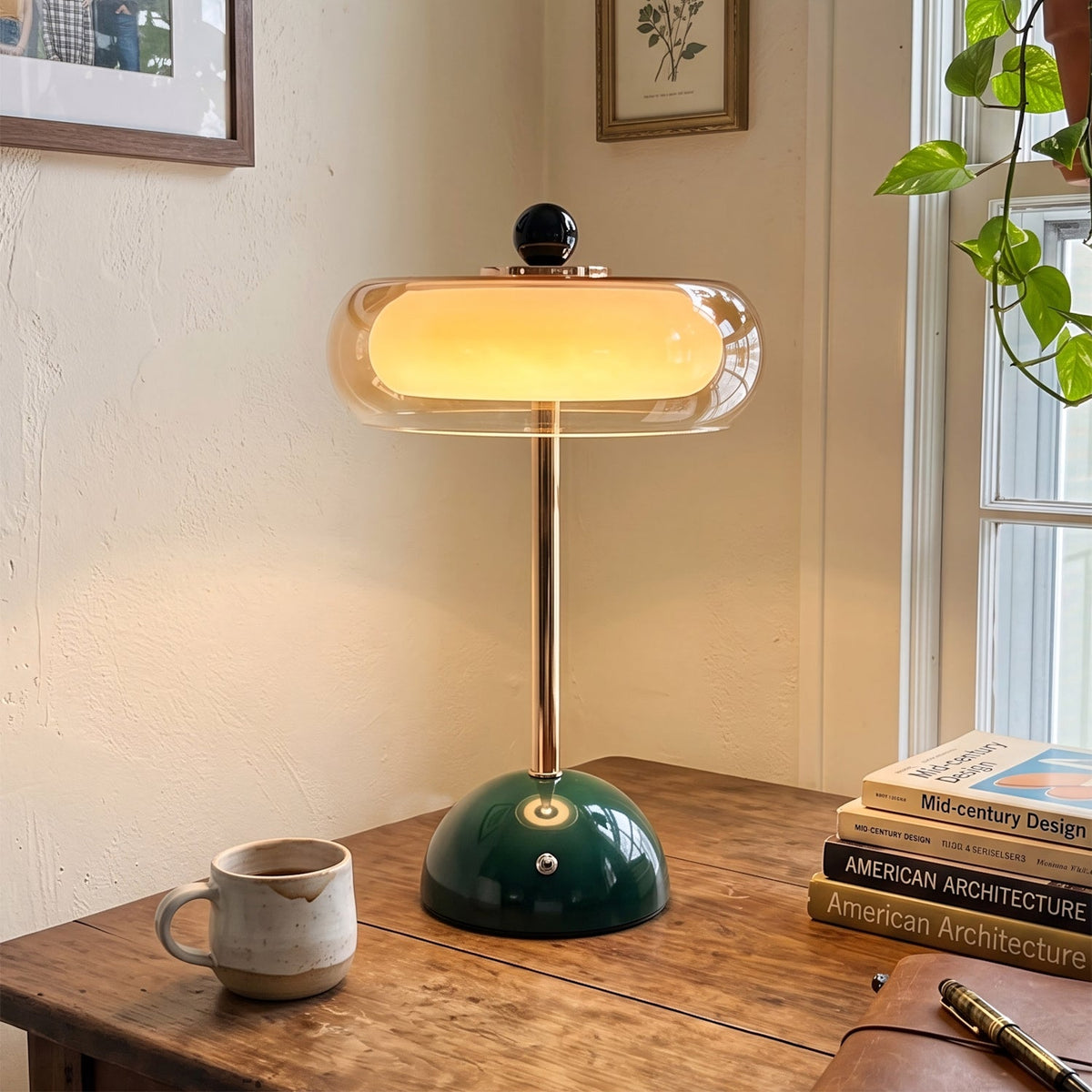 Lámpara de mesa de vidrio art déco Calvento