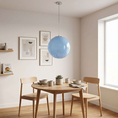 Lámpara colgante con esfera de vidrio en espiral