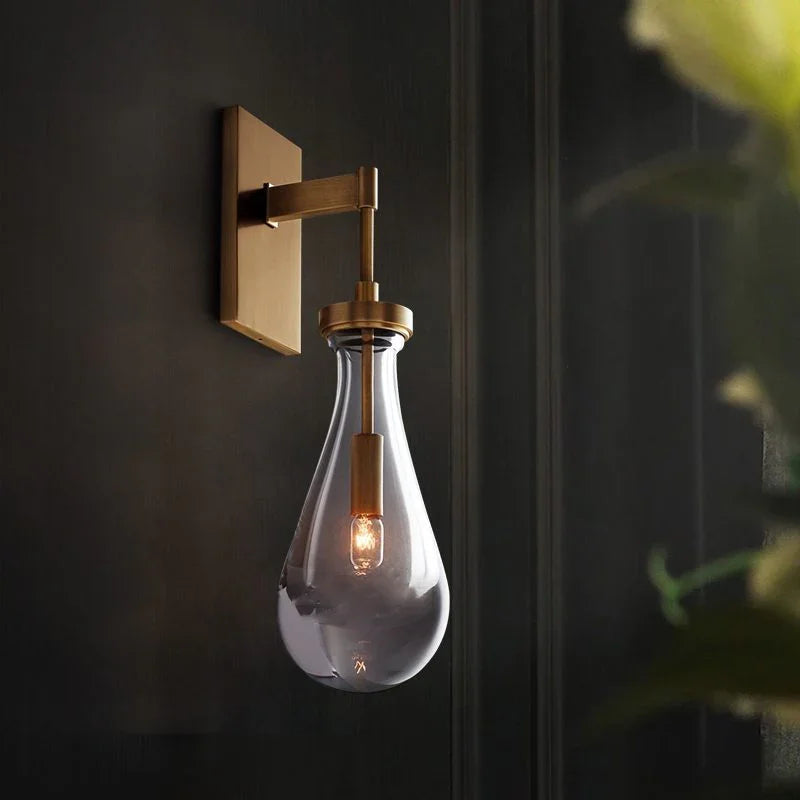 Lámpara de pared de vidrio en forma de lágrima