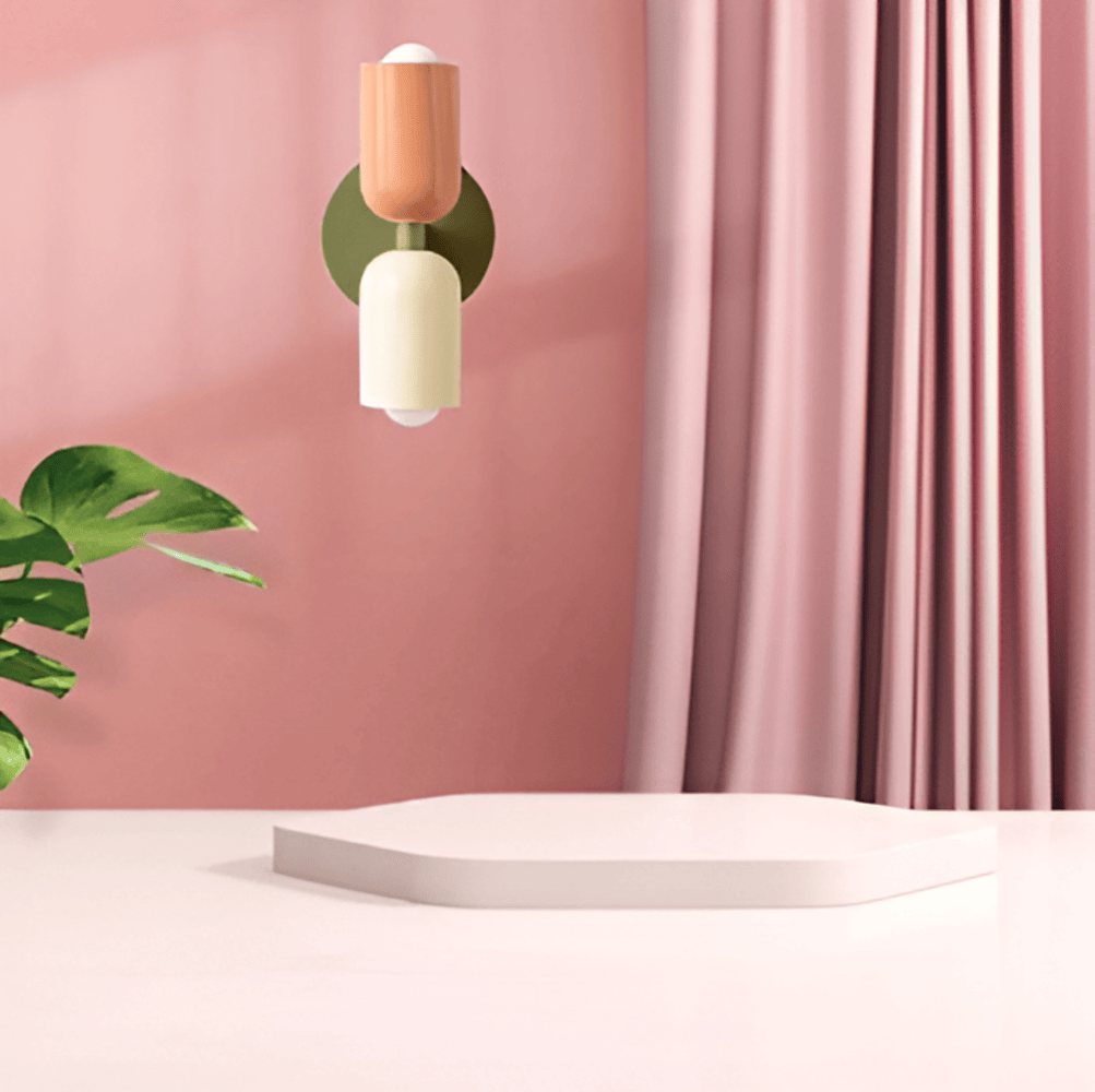 Lámpara de pared de hierro estilo Bauhaus Miravel en forma de cápsula