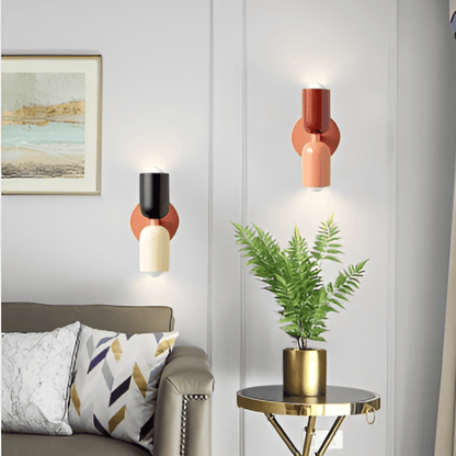 Lámpara de pared de hierro estilo Bauhaus Miravel en forma de cápsula