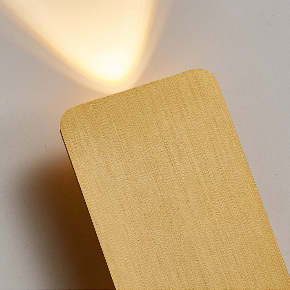 Lámpara de pared rectangular de metal minimalista Nyxora
