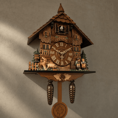 Reloj de cuco de péndulo Brenvika Alpine de MDF