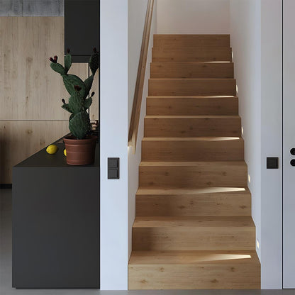 Luz empotrada minimalista de aluminio para escaleras Nichelle