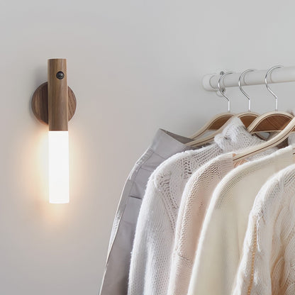 Lámpara de pared inalámbrica de madera delgada