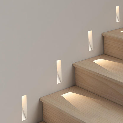 Luz empotrada minimalista de aluminio para escaleras Nichelle