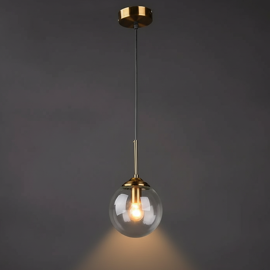 Lámpara colgante Orbelle Art Déco de latón con globo de cristal