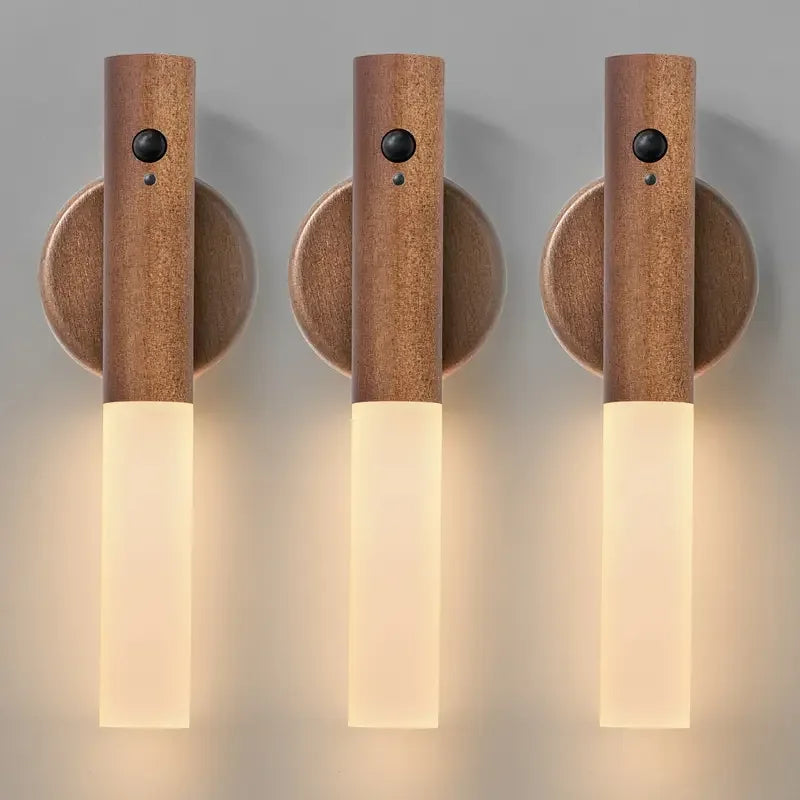 Lámpara de pared minimalista de madera Oakmira con sensor de movimiento