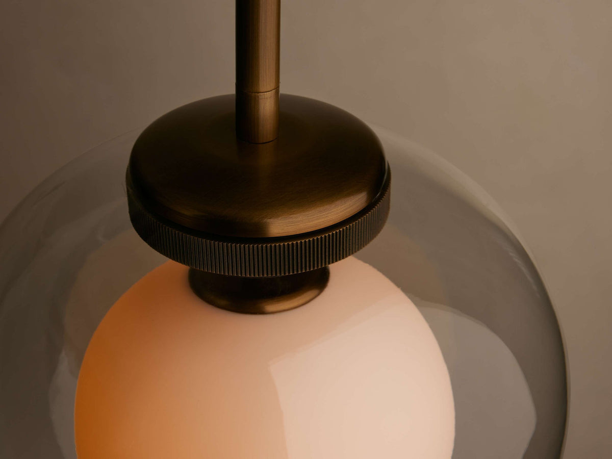 Lámpara colgante de vidrio con doble cúpula