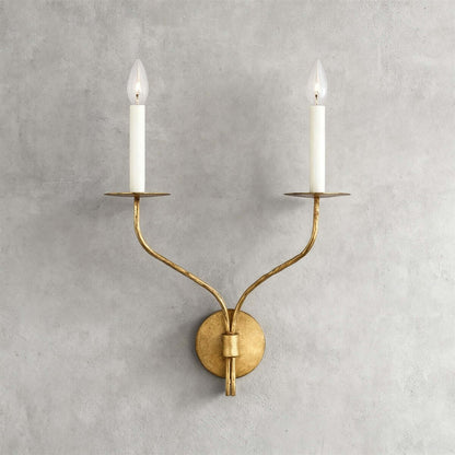 Aplique de pared de latón con forma de candelabro
