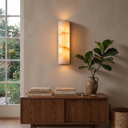 Lámpara de pared de alabastro acanalado minimalista Rivenna