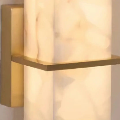 Lámpara de pared cuboide de alabastro y latón