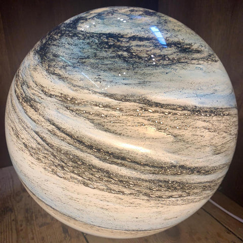Lámpara de mesa lunar de vidrio celestial Selenora