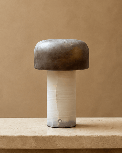 Lámpara de mesa wabi-sabi de travertino Brenvale