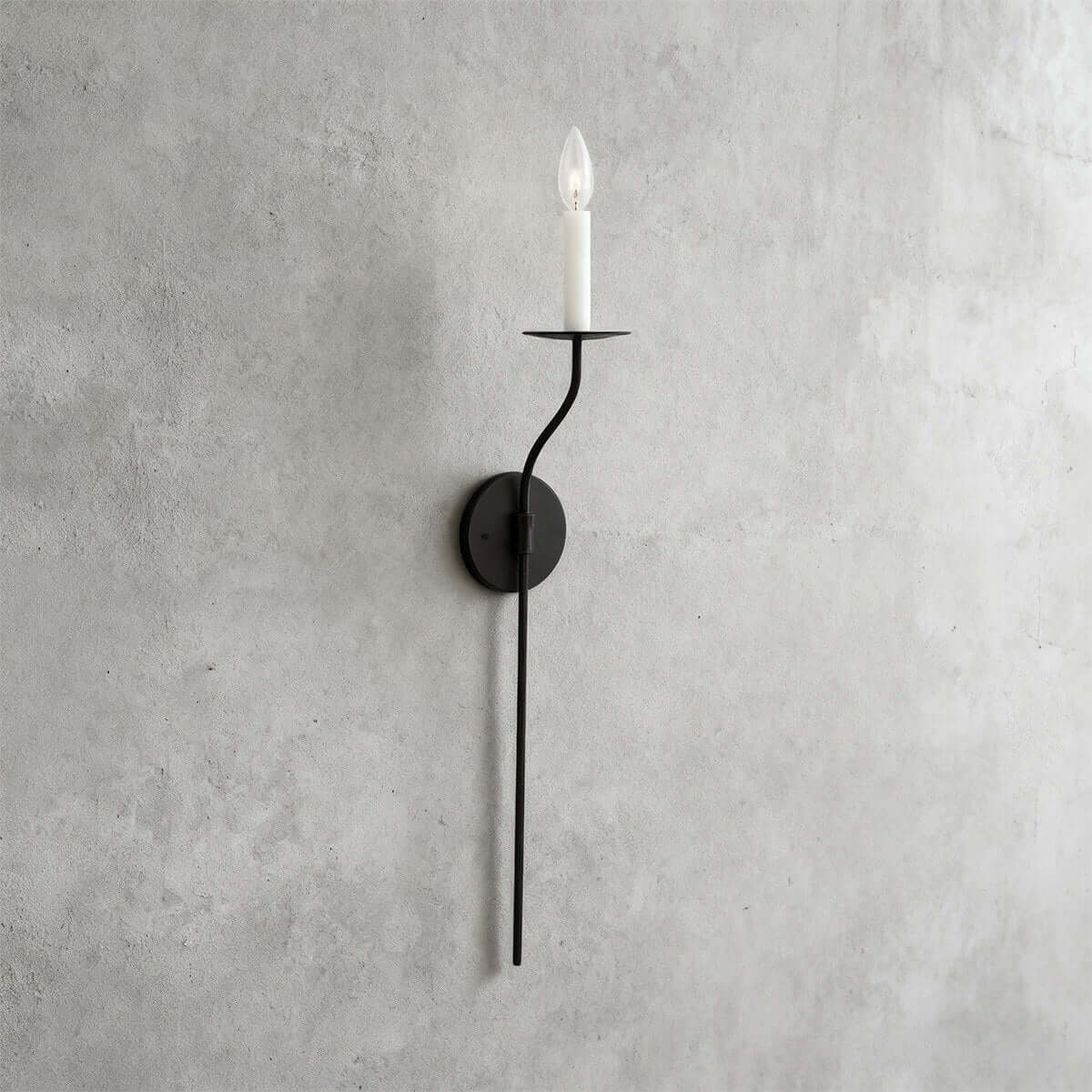 Aplique de pared de latón con forma de candelabro