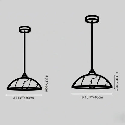 Lámpara colgante con cúpula de latón y alabastro tallado