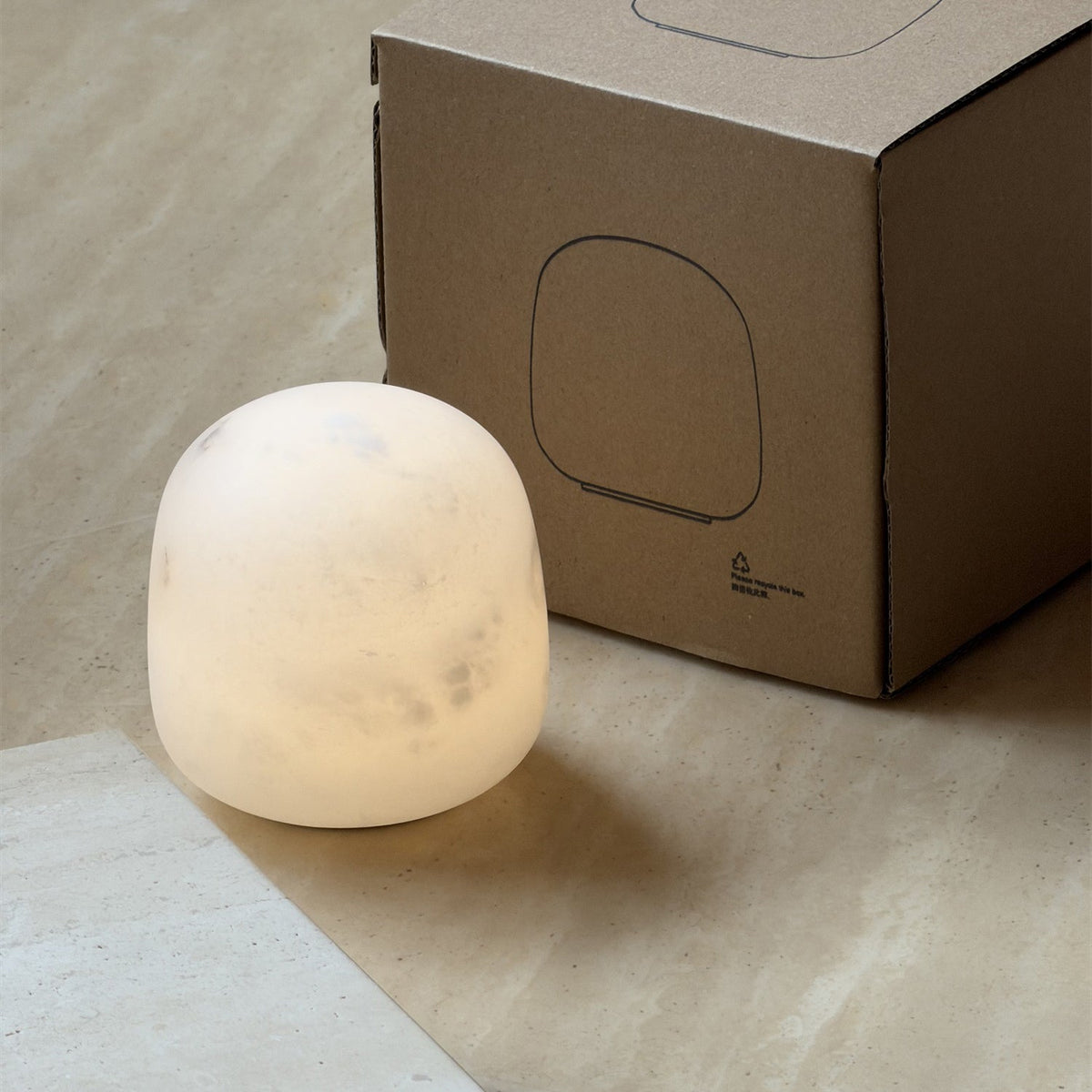 Lámpara de mesa minimalista de alabastro Alvane