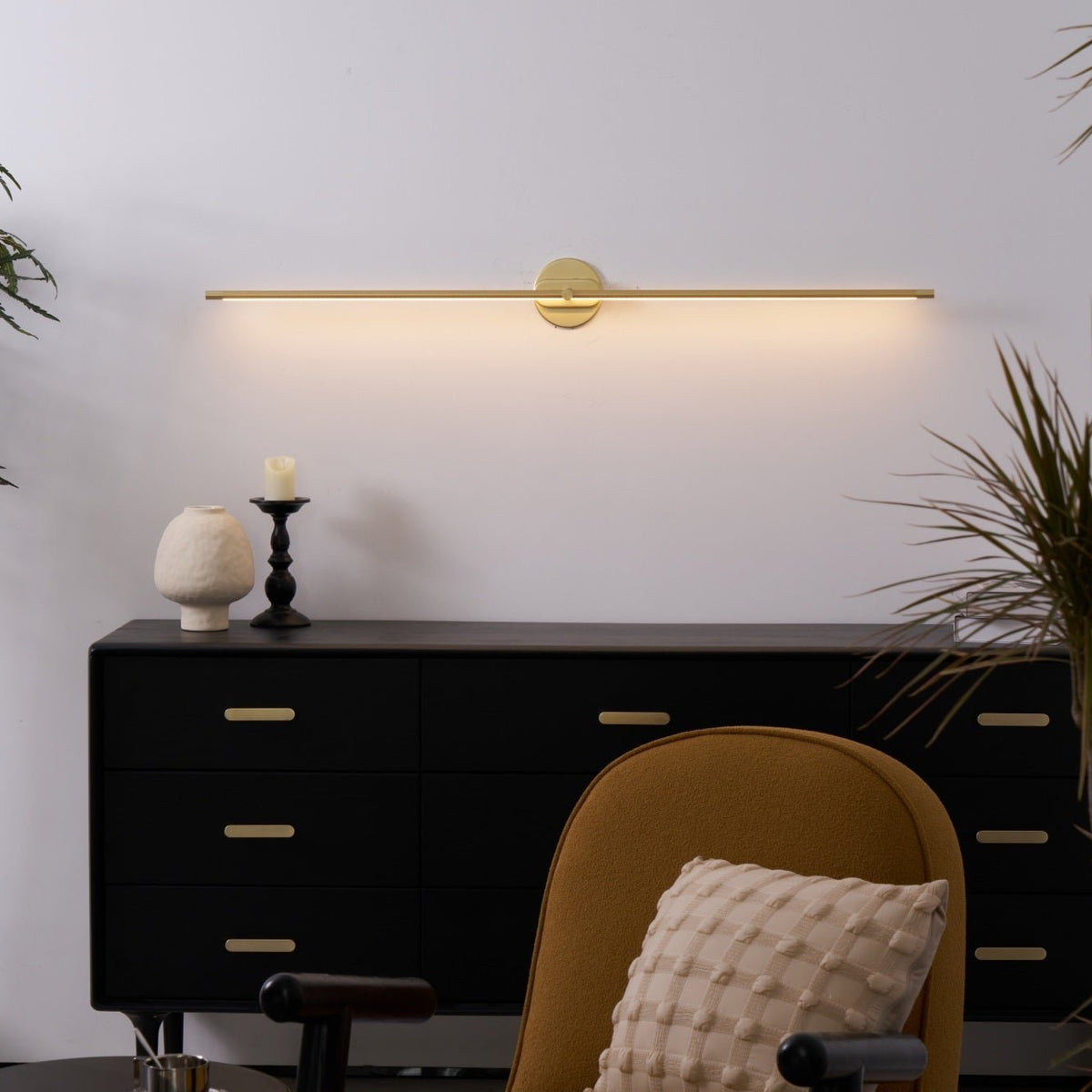 Aplique de pared minimalista de aluminio para cuadros Arvenna