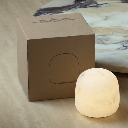 Lámpara de mesa minimalista de alabastro Alvane