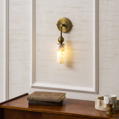 Lámpara de pared con columna de alabastro