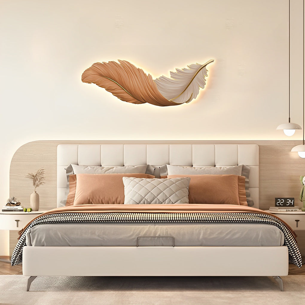 Lámpara de pared LED con diseño de pluma esculpida