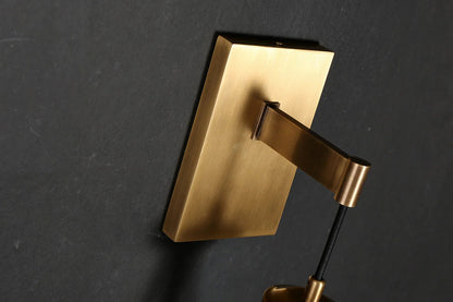 Lámpara de pared de vidrio en forma de lágrima