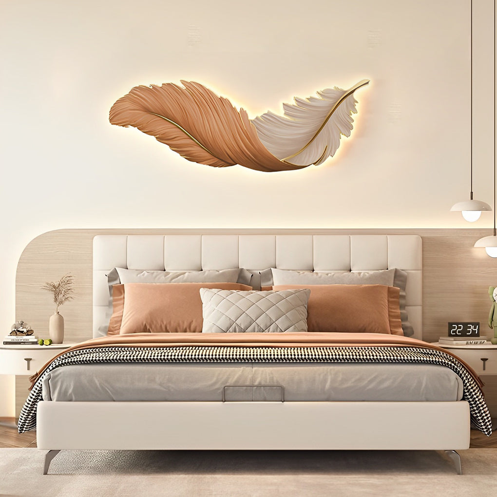 Lámpara de pared LED con diseño de pluma esculpida
