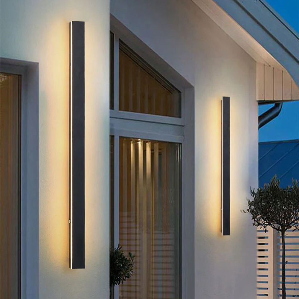 Aplique de pared exterior Veldrin minimalista y delgado de metal negro