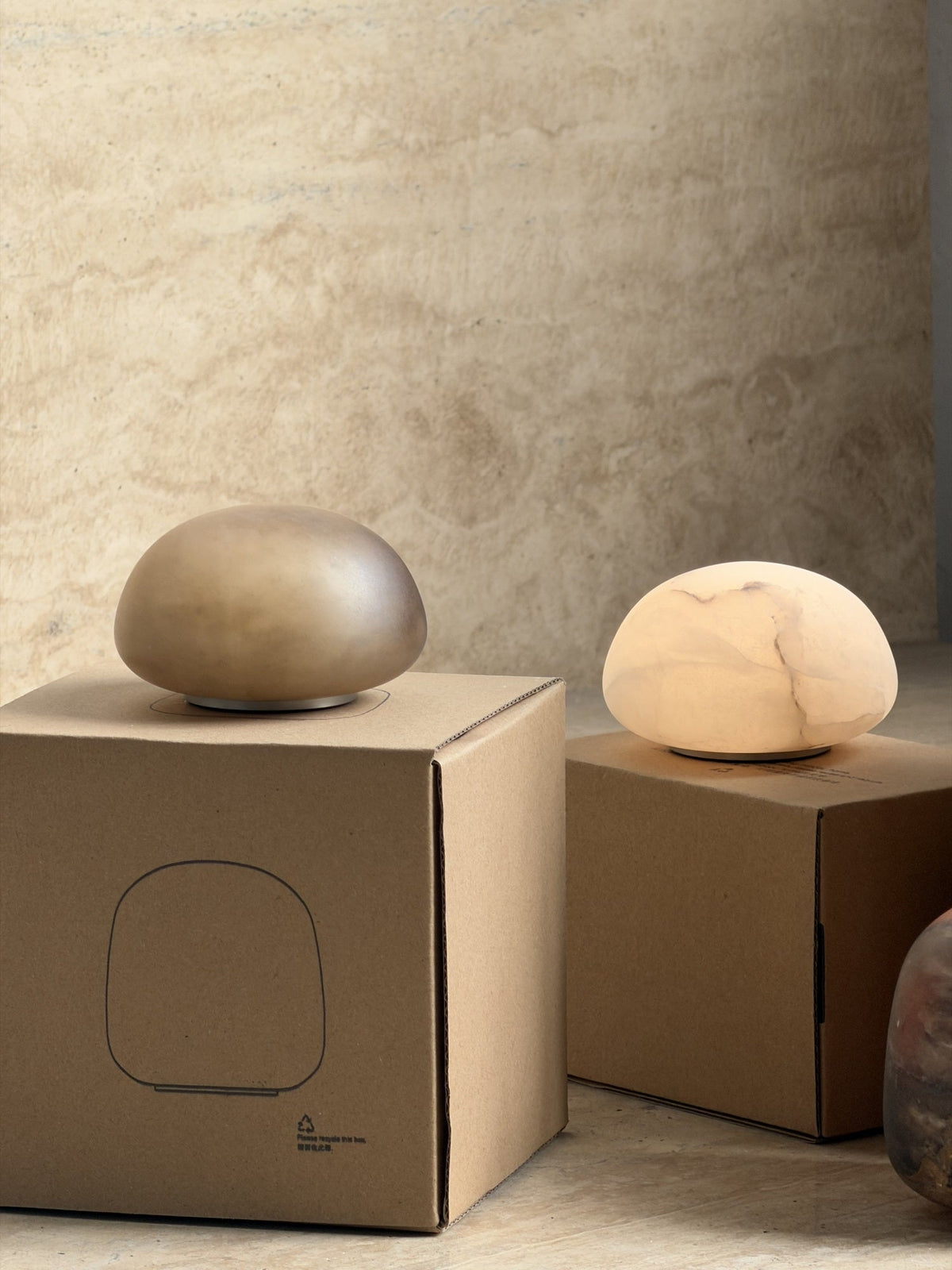 Lámpara de mesa minimalista de alabastro Alvane