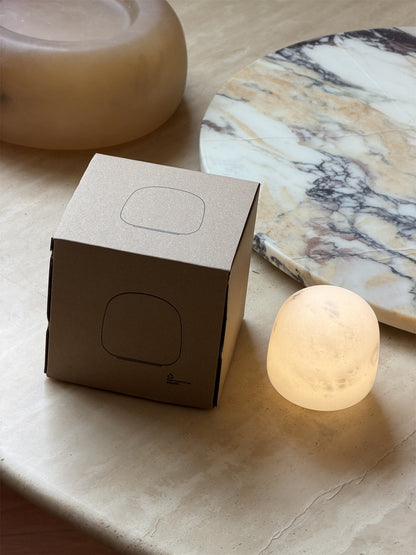 Lámpara de mesa minimalista de alabastro Alvane