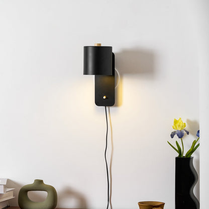 Aplique de pared cilíndrico giratorio con enchufe