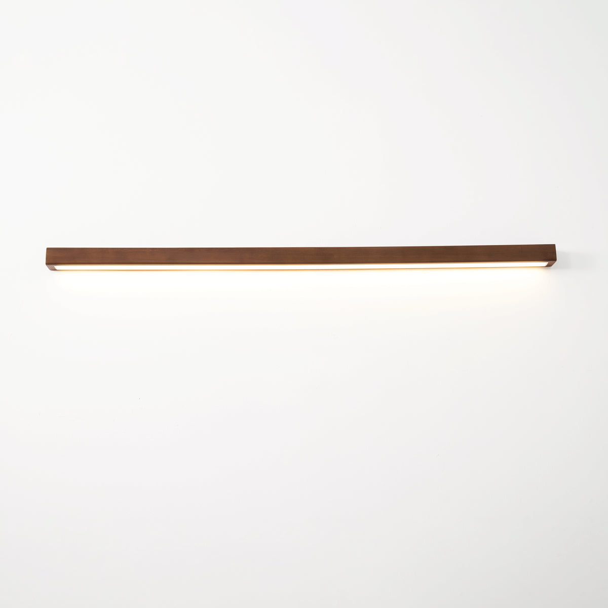 Aplique lineal de madera delgado