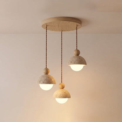 Lámpara colgante de madera con cúpula de travertino