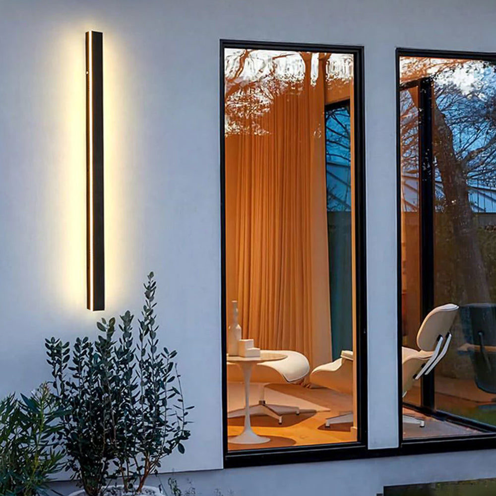 Aplique de pared exterior Veldrin minimalista y delgado de metal negro
