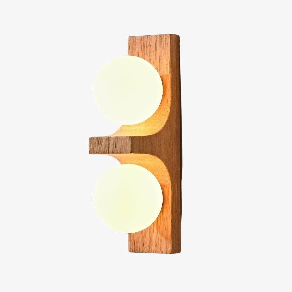 Lámpara de pared de madera con dos globos