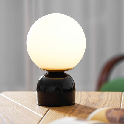 Lámpara de mesa minimalista de mármol Ulvane
