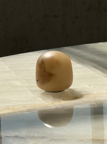 Lámpara de mesa minimalista de alabastro Alvane
