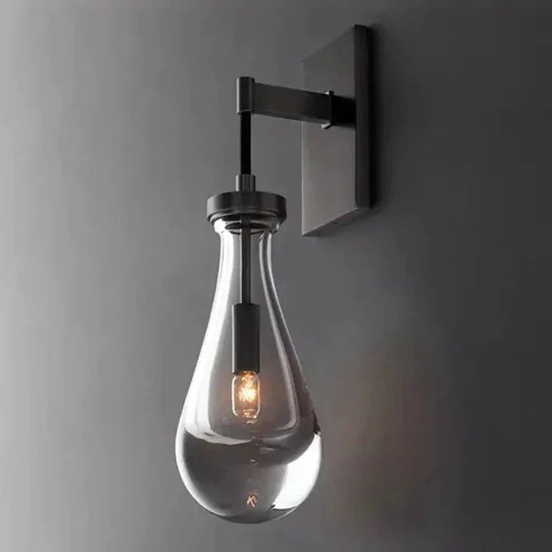 Lámpara de pared de vidrio en forma de lágrima