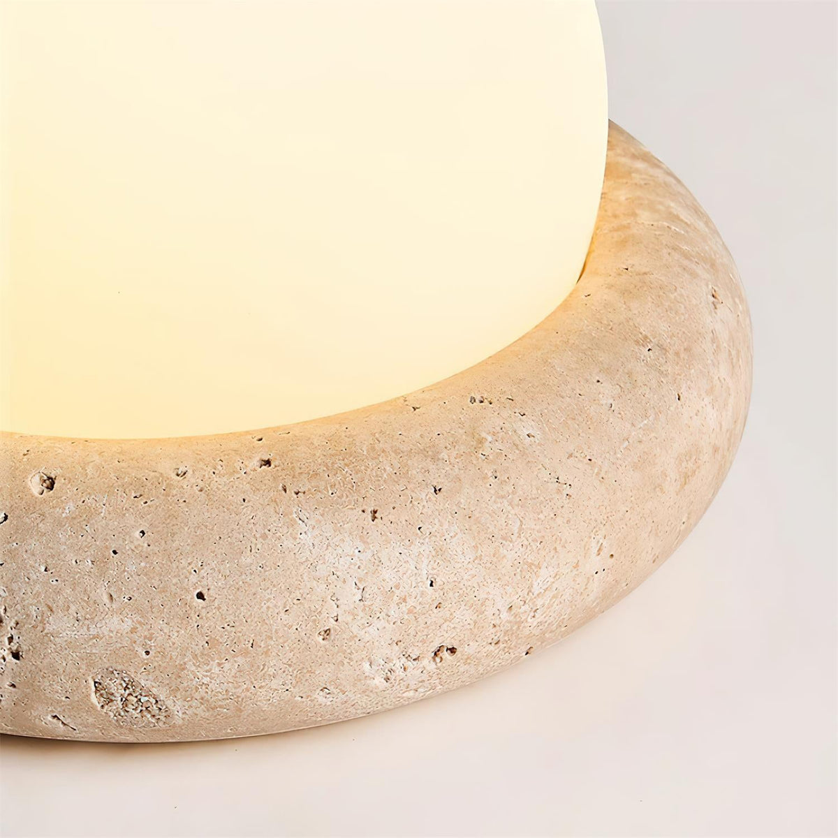 Lámpara de mesa wabi-sabi de travertino Orlando