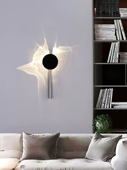 Lámpara de pared escultórica con disco espejado